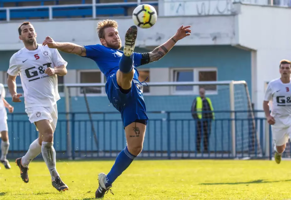 SK Slaný – FK Bohemia Poděbrady 3 : 0 ( 2 : 0 )