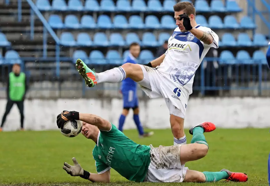 SK Kladno – SK Slaný  4 : 1  ( 2 : 1 )